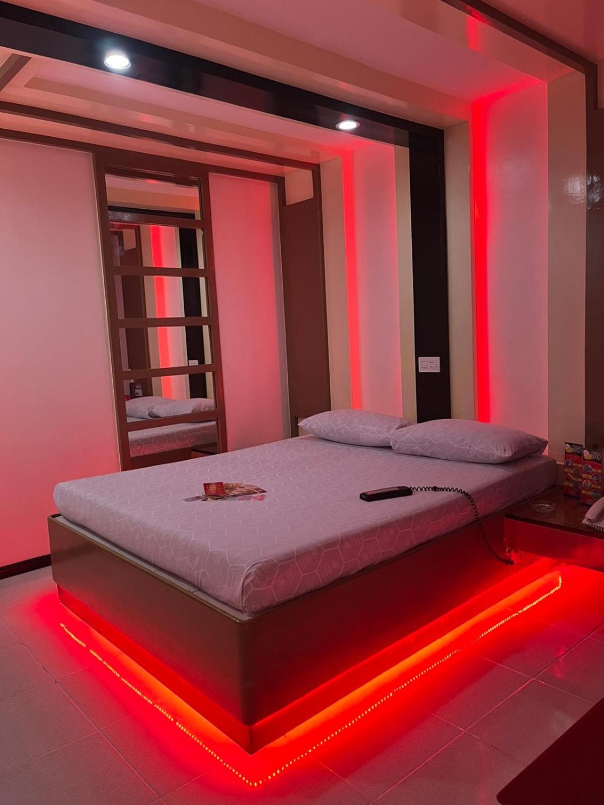 Hotel Sogo Quirino Manila Zewnętrze zdjęcie