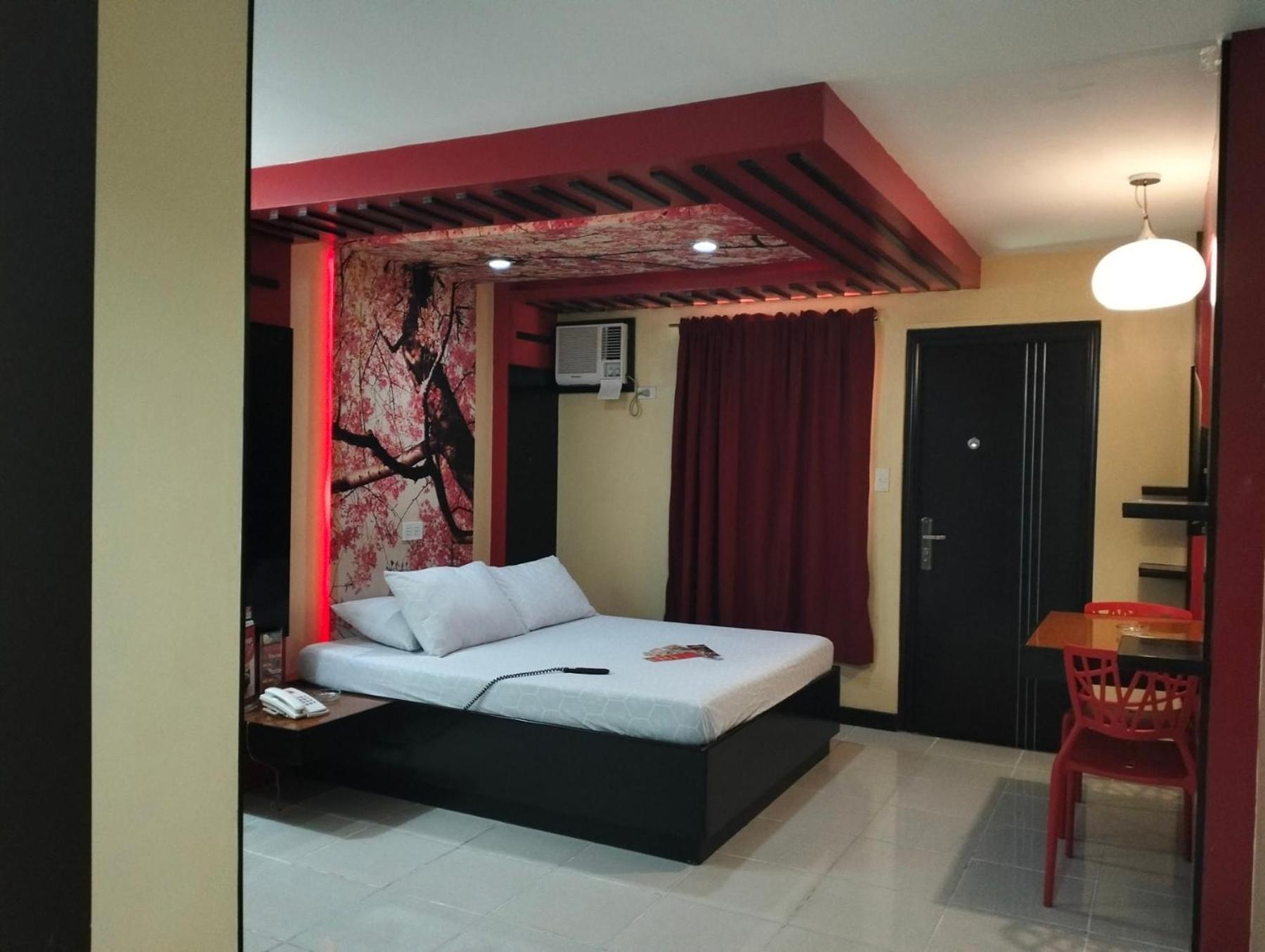 Hotel Sogo Quirino Manila Zewnętrze zdjęcie