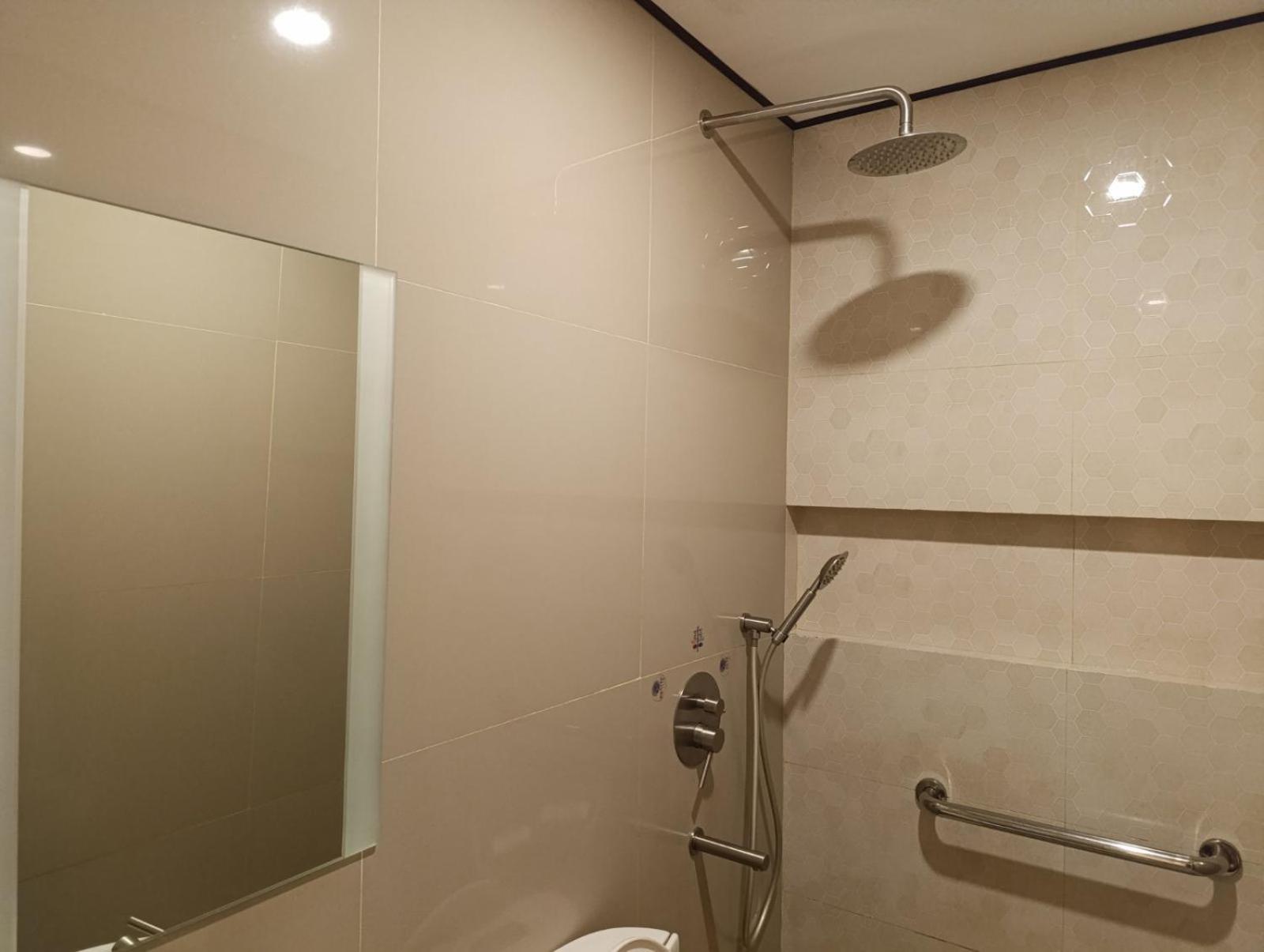 Hotel Sogo Quirino Manila Zewnętrze zdjęcie