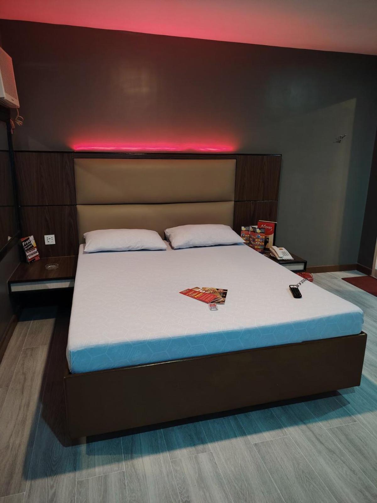 Hotel Sogo Quirino Manila Zewnętrze zdjęcie