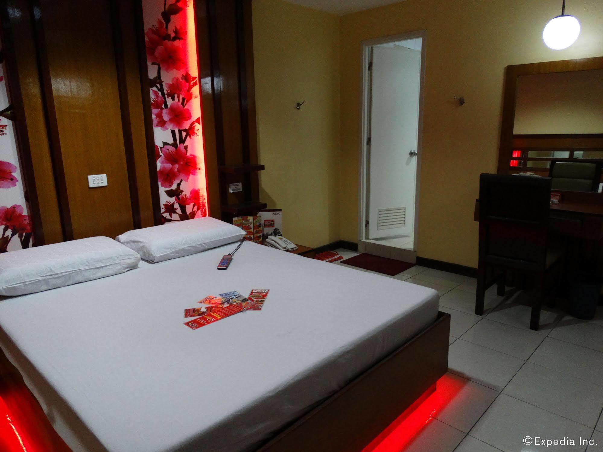 Hotel Sogo Quirino Manila Zewnętrze zdjęcie