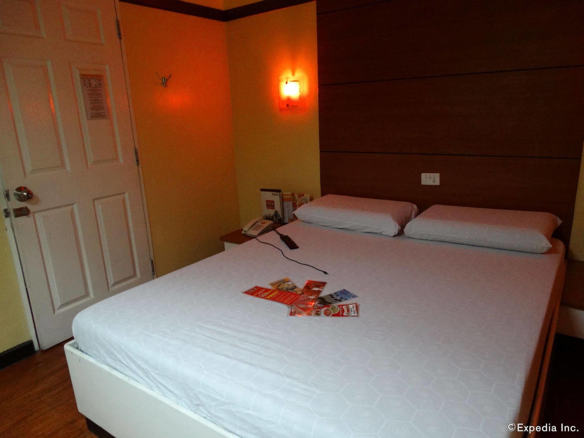 Hotel Sogo Quirino Manila Zewnętrze zdjęcie