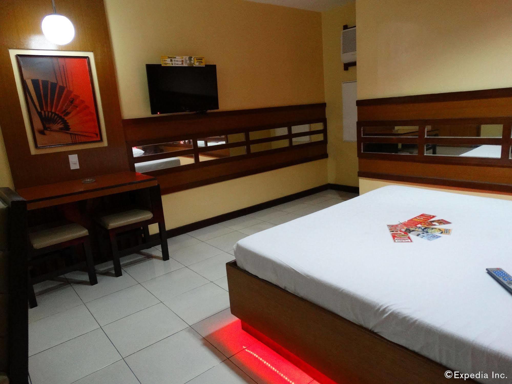Hotel Sogo Quirino Manila Zewnętrze zdjęcie