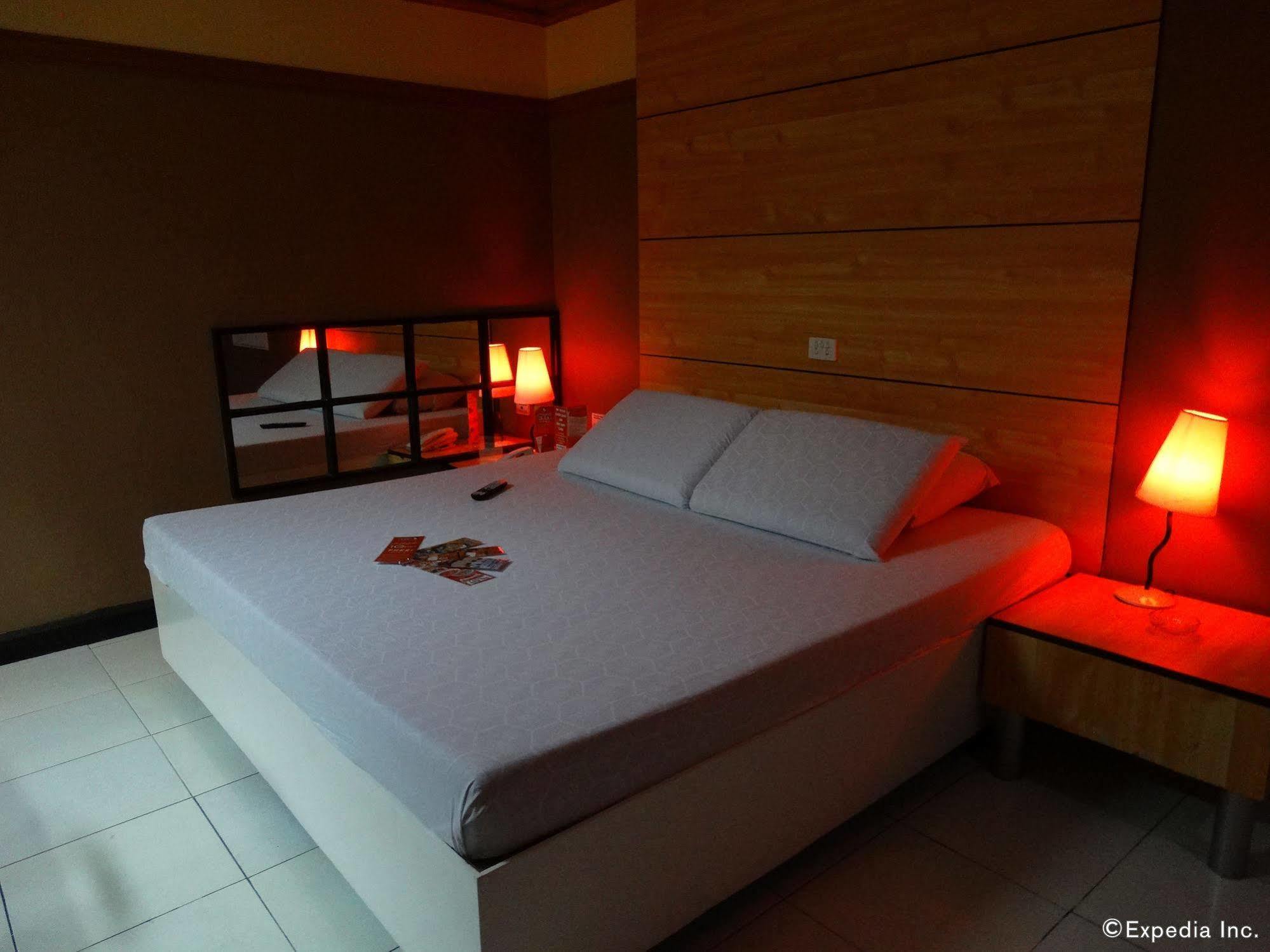 Hotel Sogo Quirino Manila Zewnętrze zdjęcie